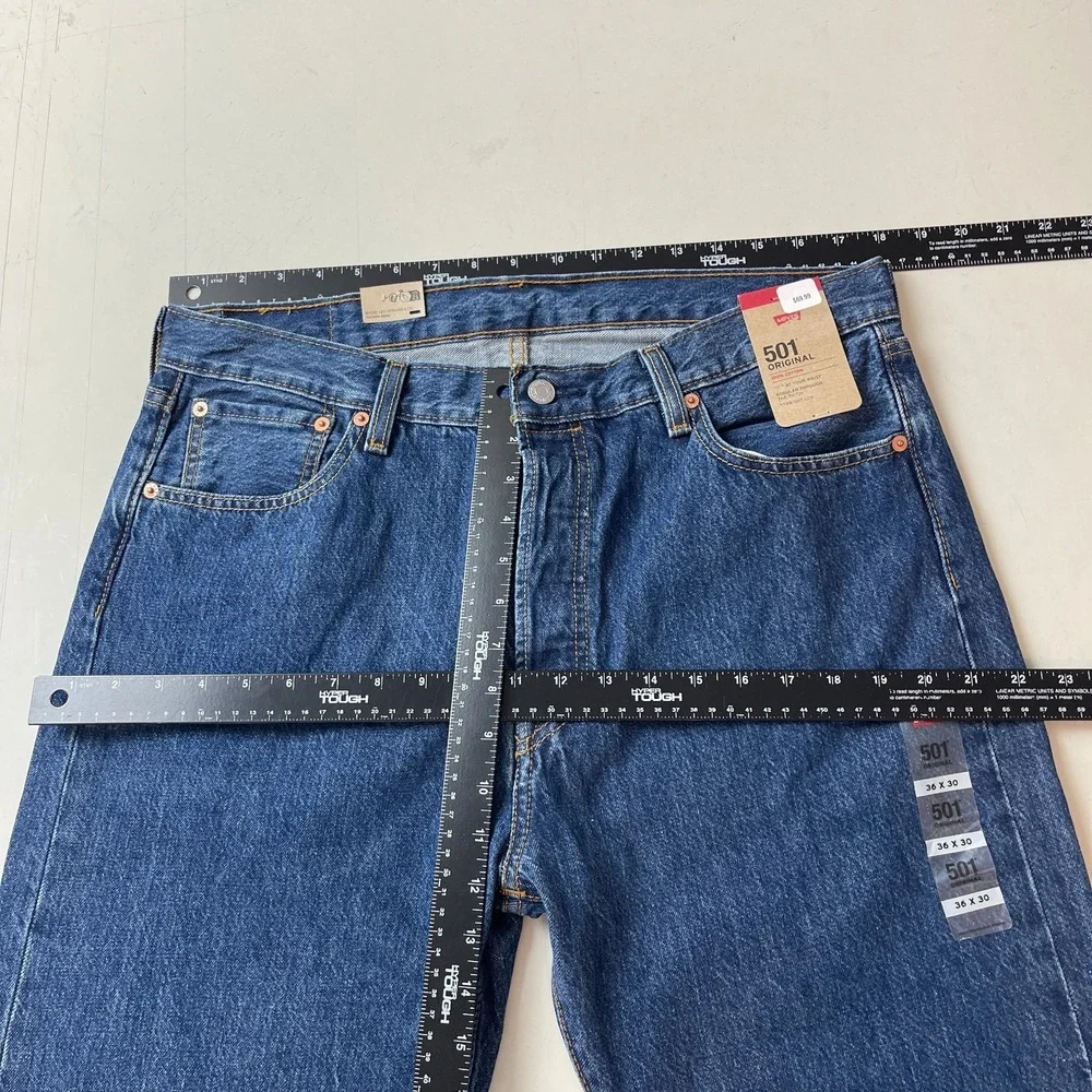 Levis 501 Jeans Mens 36x30 Blue Original Button Fly Medium Wash Denim Grunge 90s